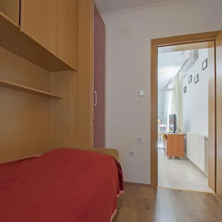 House Vlatko Casa de Férias Novi Vinodolski