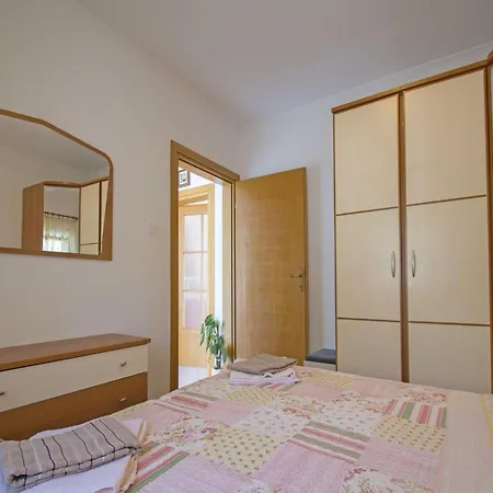 Casa de Férias House Vlatko Novi Vinodolski